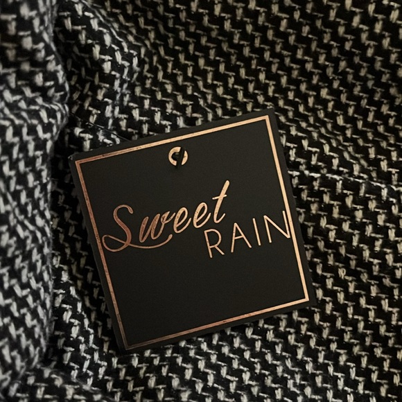 ‼️FINAL CLEARANCE ‼️NWT Sweet Rain - Jacket - Picture 7 of 11